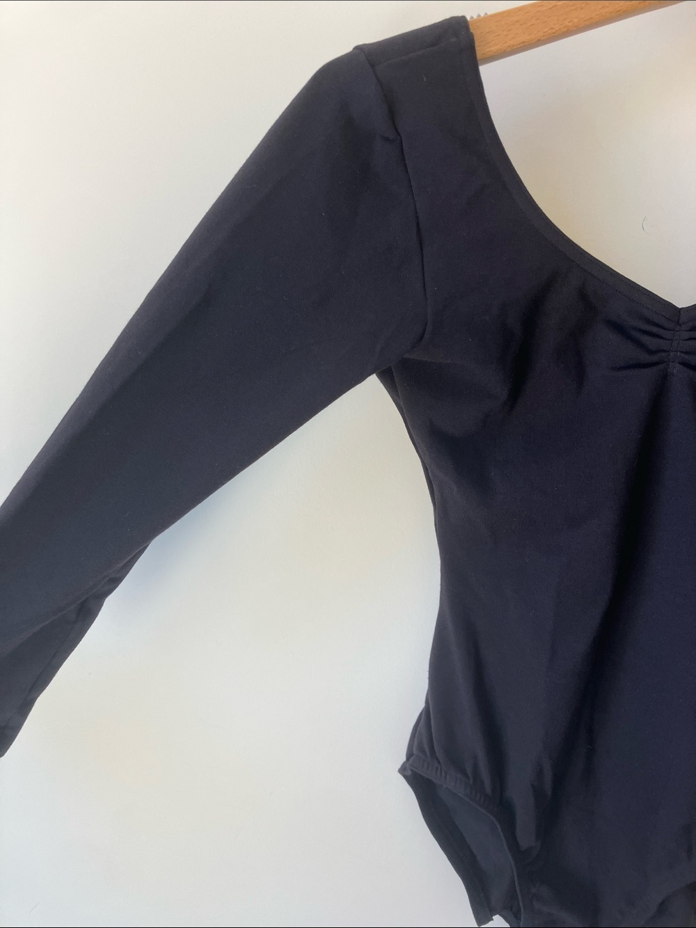 BLOCH Ballon Black 3/4 Sleeve Pinched Front/Back Ballet Leotard Size M NWT - Picture 3 of 9